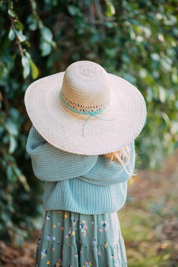 Robes vert sauge : élégance et tendance sur mesure